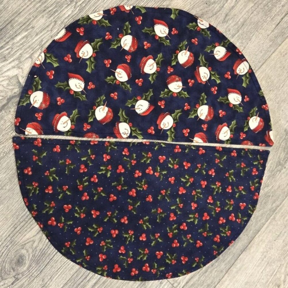 Seven Handmade Christmas Snowman Holly Placemats Reversible NEW Table linens